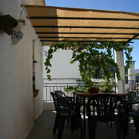 Apartamentos y Casas Rurales Las Terrazas de la Alpujarra-2