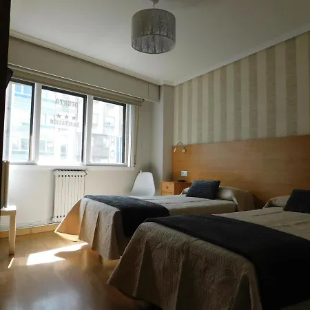 Hostal Crisol X Liste Station-3