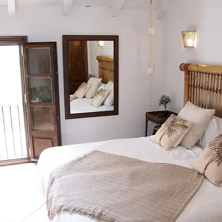 Casa del Rio Boho Chic Retreat-2