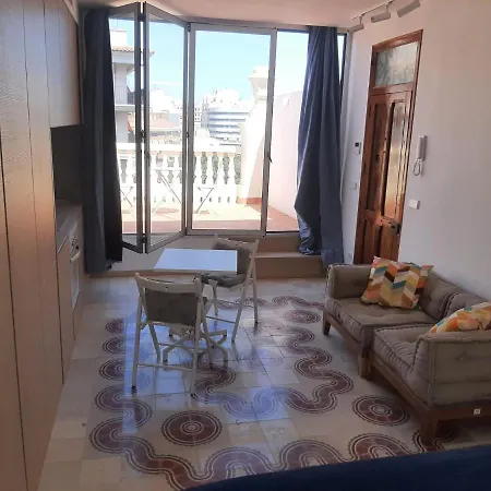 Bonito Estudio En El Centro De Valencia-2