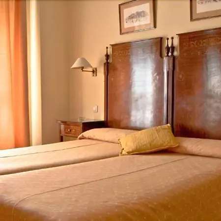 Hotel Iberia Plaza América-3