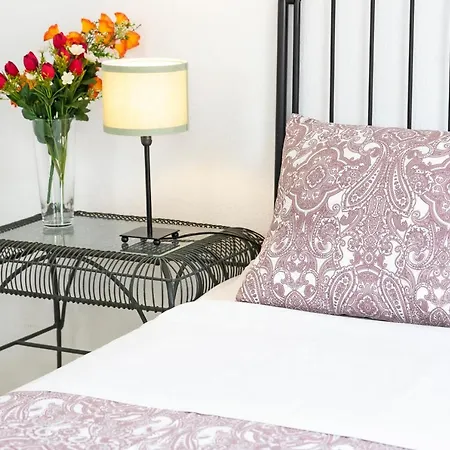 Hostal Trafalgar-3