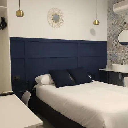 Rooms Los Montes-2
