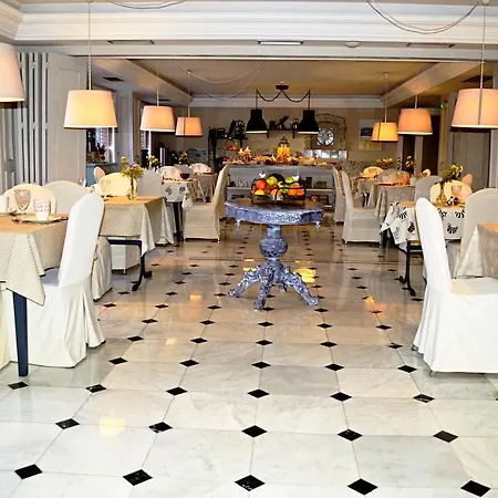 Ares Hotel-3