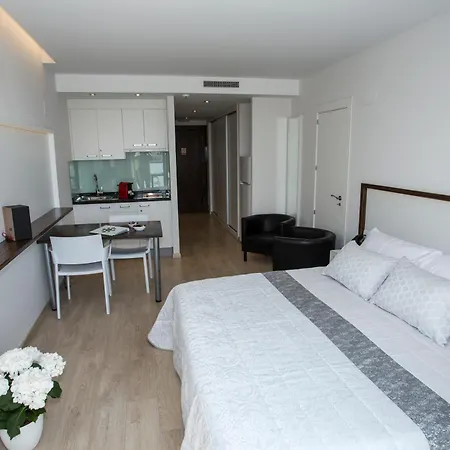 Aparthotel Playa Oliva-2