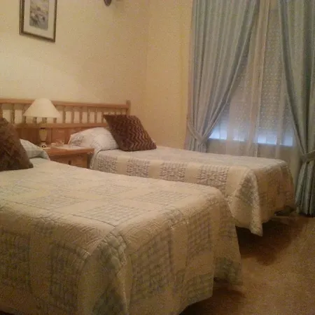 Hostal Cerezo-2