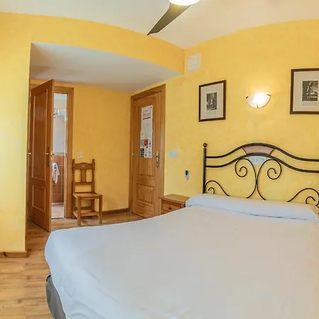 Hostal Rio Ara Bellosta By Vivere Stays-2