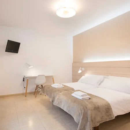 Hostal Jume - Urban Rooms-3