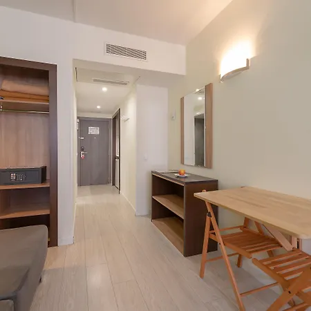 Apartamentos Recoletos-2