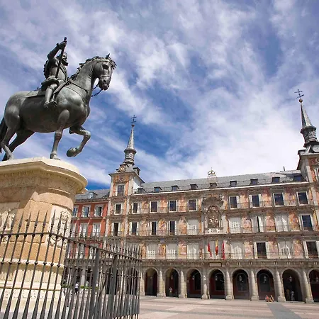 B&B Hotel Madrid Aeropuerto T1 T2 T3-3