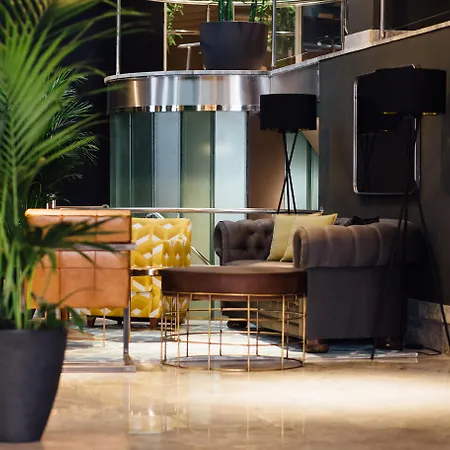 Hotel Malcom And Barret-2