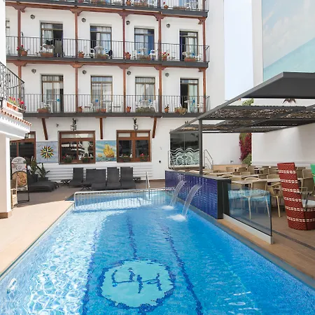 Neptuno Apartments-3