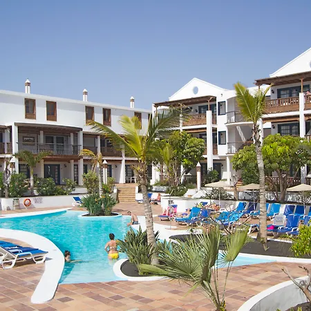 Nazaret Apartments-3