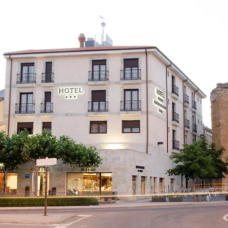 Hotel Puerta Ciudad Rodrigo-2