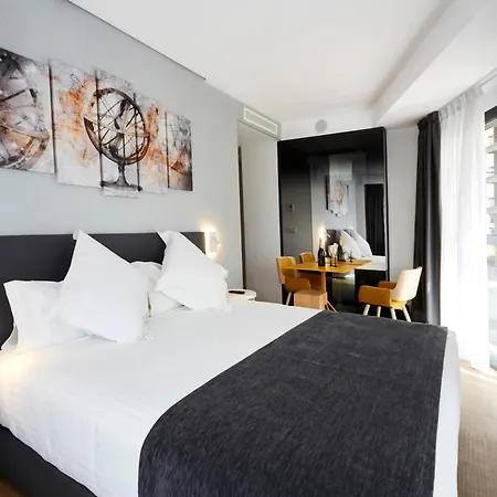 Moontels Valencia Alameda 41-3