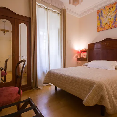 Hotel Monumento Pazo de Orbán-3