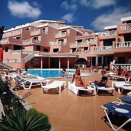 Paradise Court Aparthotel-3