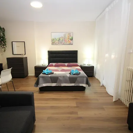 Urgel Habitaciones-3