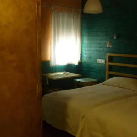 Hostal Los Cerros-3