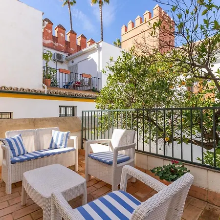 Alcazar Pool Villa By Valcambre-2