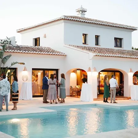 The Adelante House-2