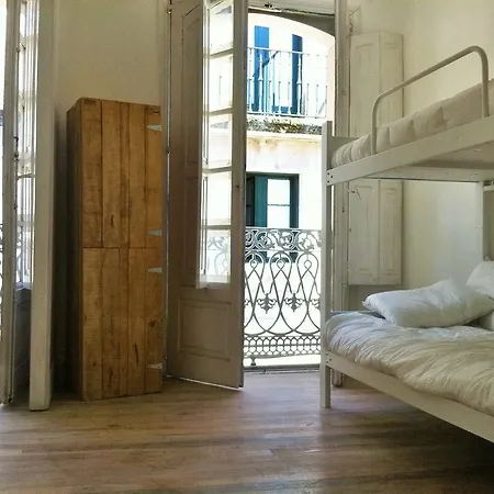 Slow City Hostel Pontevedra-2
