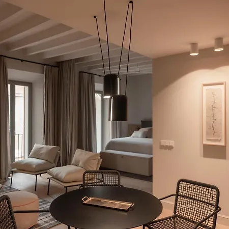 Can Veri Suites-2