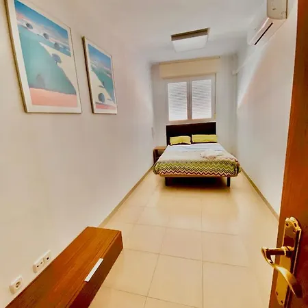 Roni Rooms-2
