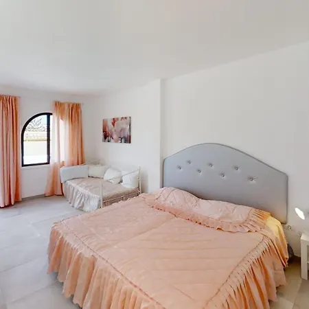 Vv Las Buganvillas Maspalomas - Cocina Y Habitaciones Con Banos Privados-3