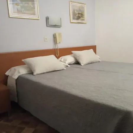 Hostal Cuzco Salamanca-2