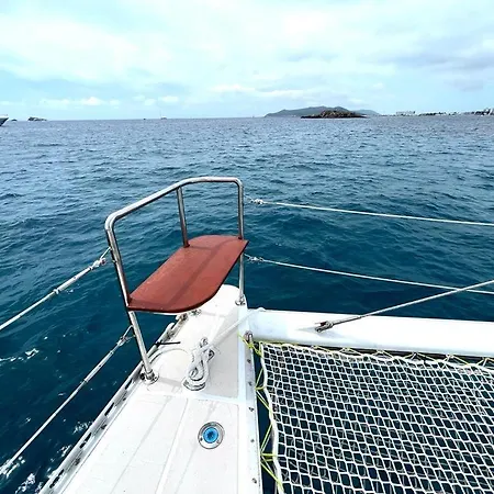 Catamaran Tagomago 50-3