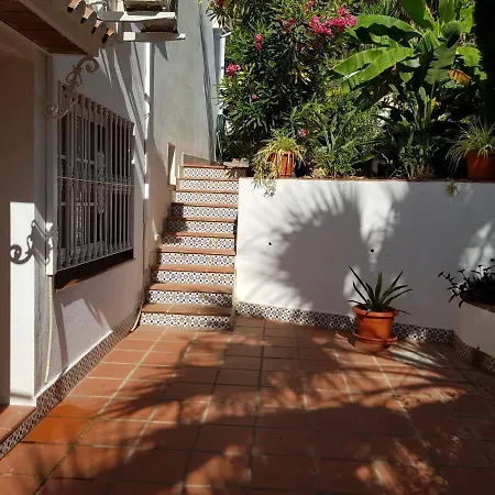 Deluxe Studio Athos 50 Mp Garden Patio Benalmadena Golf & Beach-2