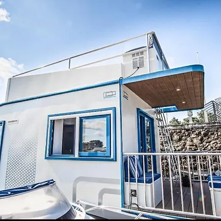 Apartamento Flotante Unico C15A01-2