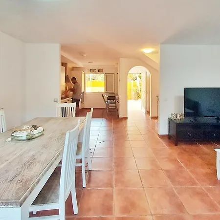 Kalani Surf House-2