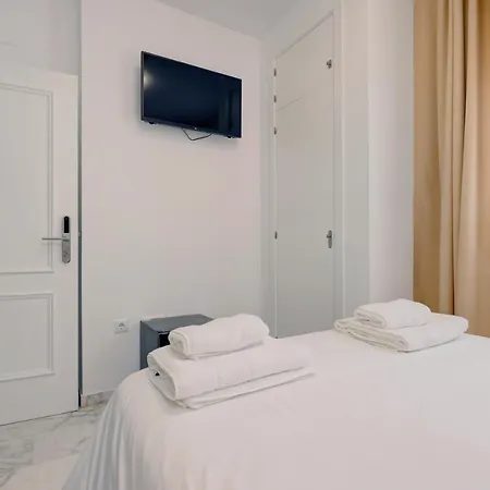 Hostal 37-2