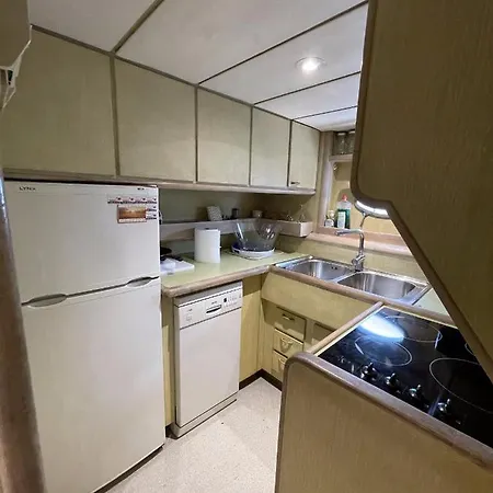 Hotel Yacht Sotavento-3