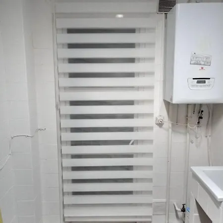 Room In Guest Room - H Individual In Reformed Residence Has Wifi Center Num206-2