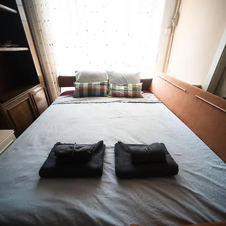 Traditional Rooms In Eixample-3