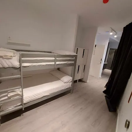 Hostel Alicante Innova Spaces-3