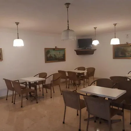 Hotel Castella-2