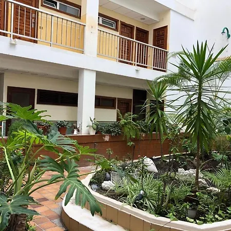 Green Beach Las Canteras-3