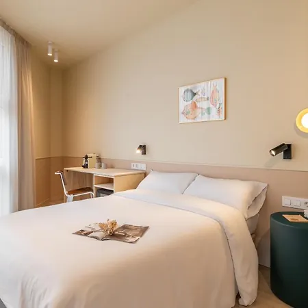La Florida Suites By Olala Homes-2