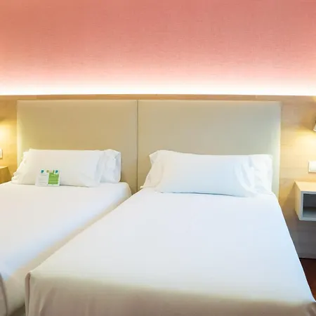 Hotel Parking Miradoiro De Belvis-2