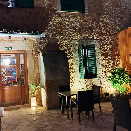 Petit Hotel Algaida-2