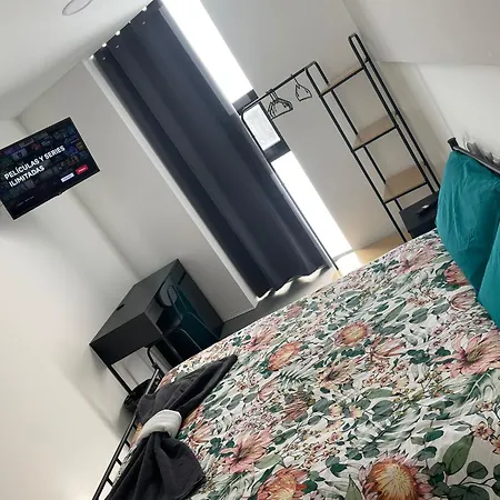 Hostal Nana B&B-3