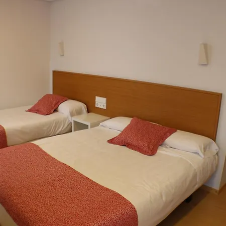 Hotel Picos De Europa-2