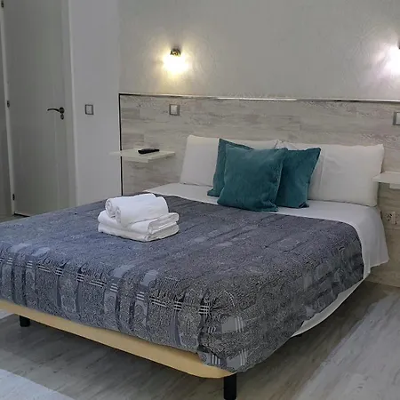Hostal Met Madrid-3