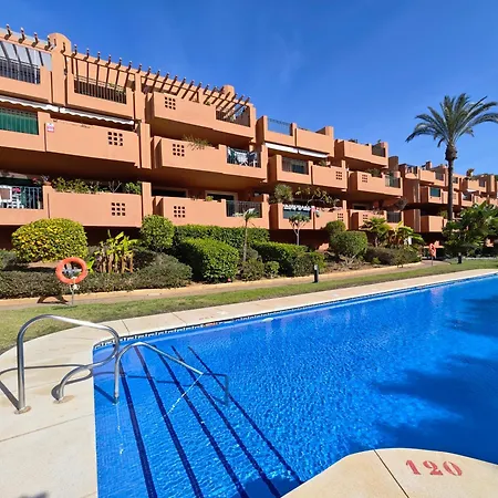 Marbella Retreat: Private Pool & Frontline Golf-2