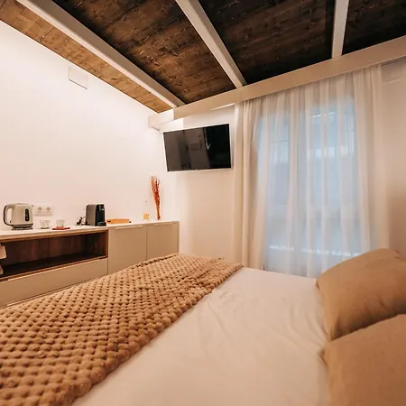Casa Pelegrí-2