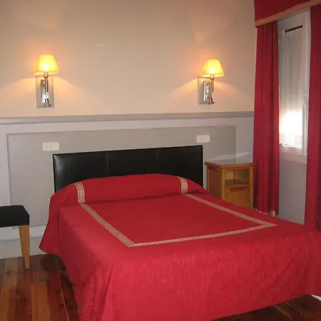 Hostal Canovas-2